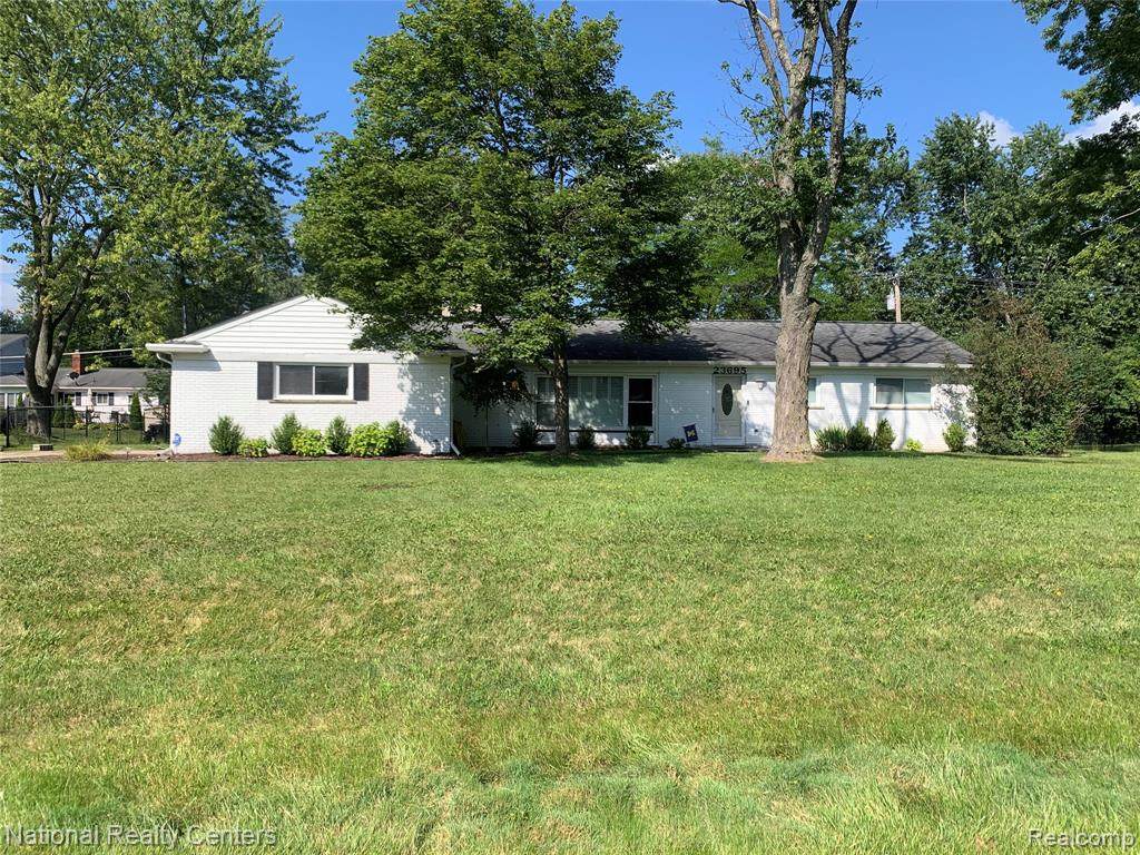 23695 Newell - Photo 1