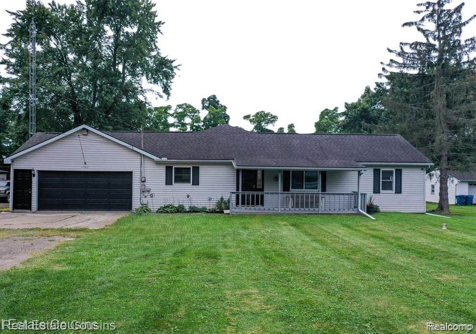 1565 Rolston - Photo 1