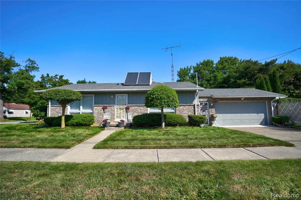 1937 Chelan - Photo 1