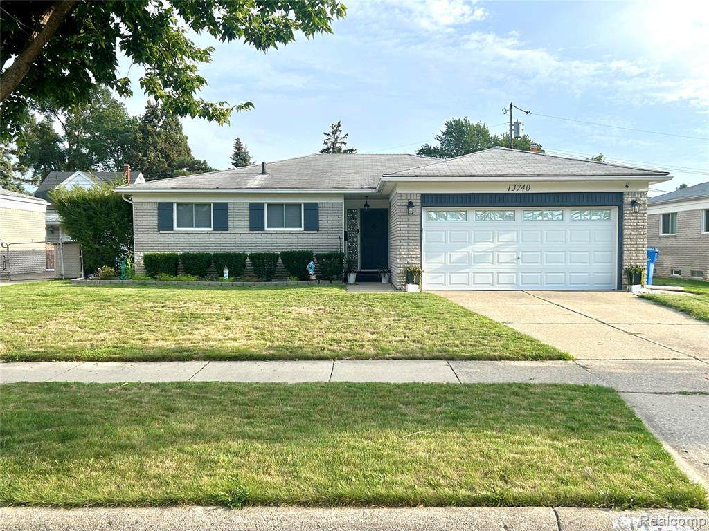 13740 Iowa - Photo 1