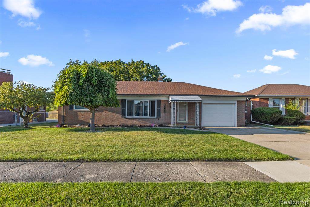 17037 Stricker - Photo 1