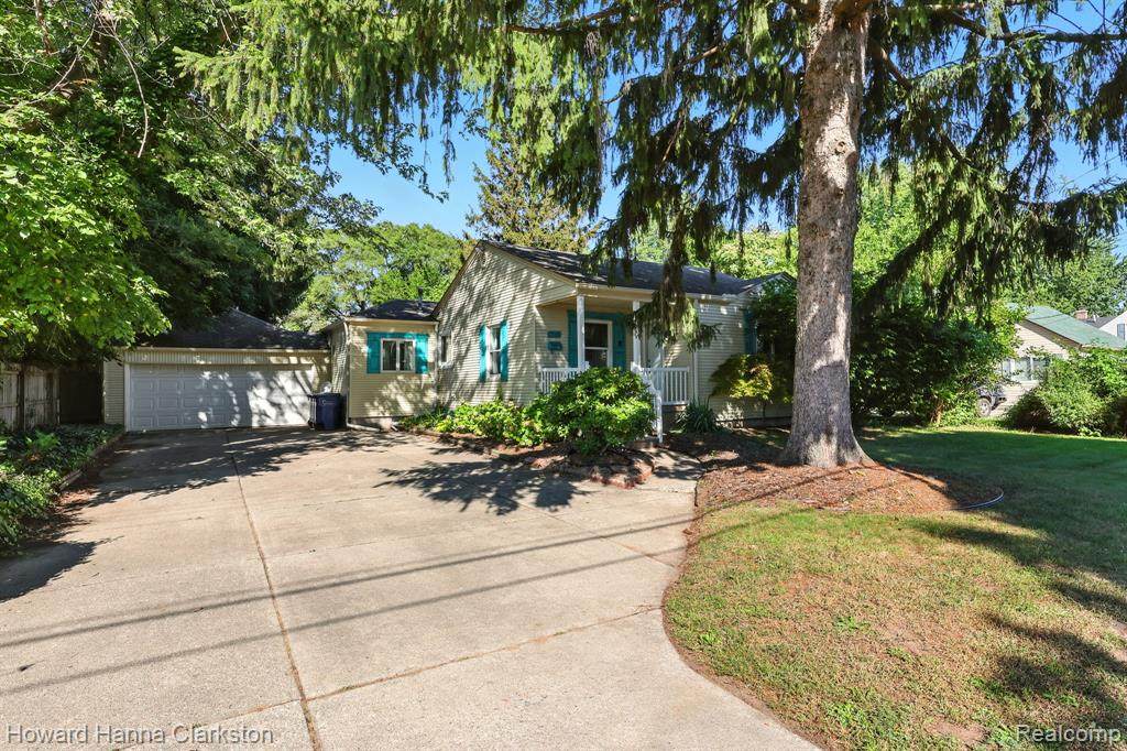 27125 Gilbert - Photo 1