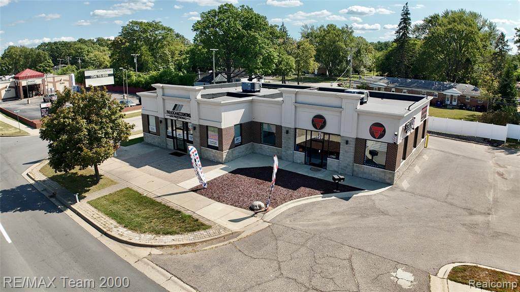 35211 Ford - Photo 1