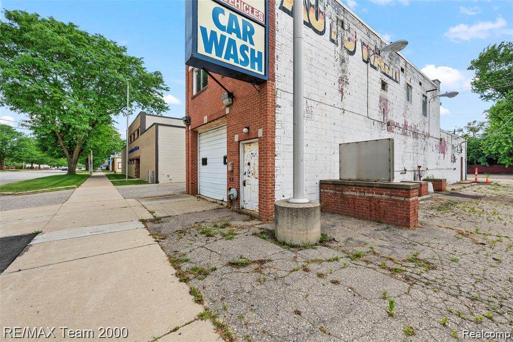 25120 5 Mile - Photo 1