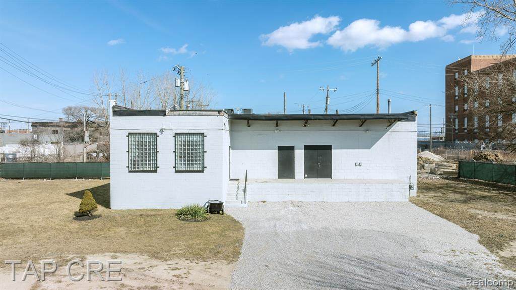 6474 Russell - Photo 1