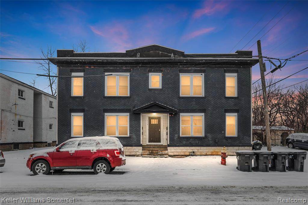 1119 Custer - Photo 1