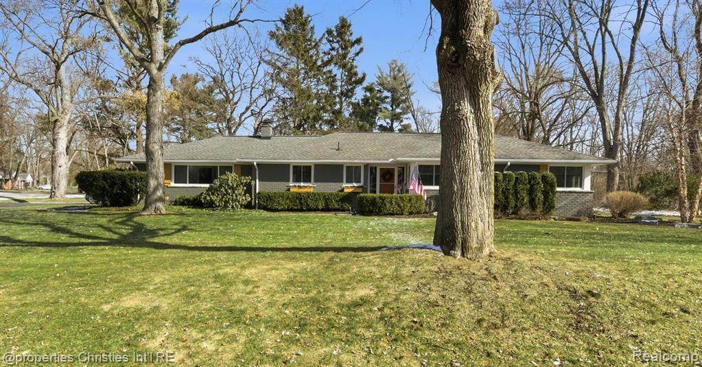 4305 Meadowlane - Photo 1