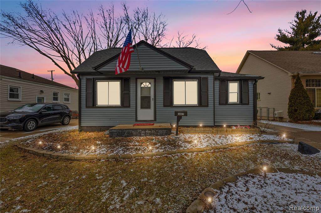 24927 Junior - Photo 1