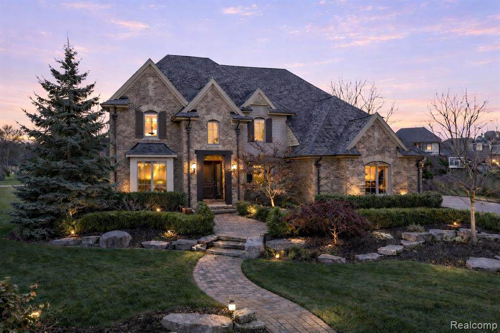 3575 Royal Berkshire - Photo 1