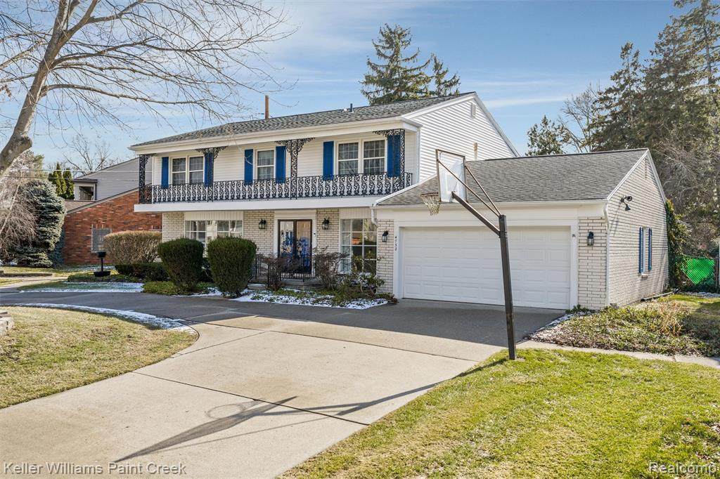 4732 Barcroft - Photo 1