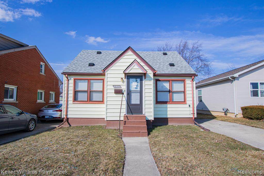 8493 Jewett - Photo 1