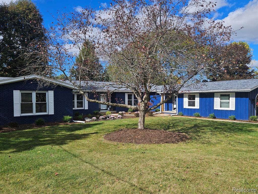 6353 Perry - Photo 1