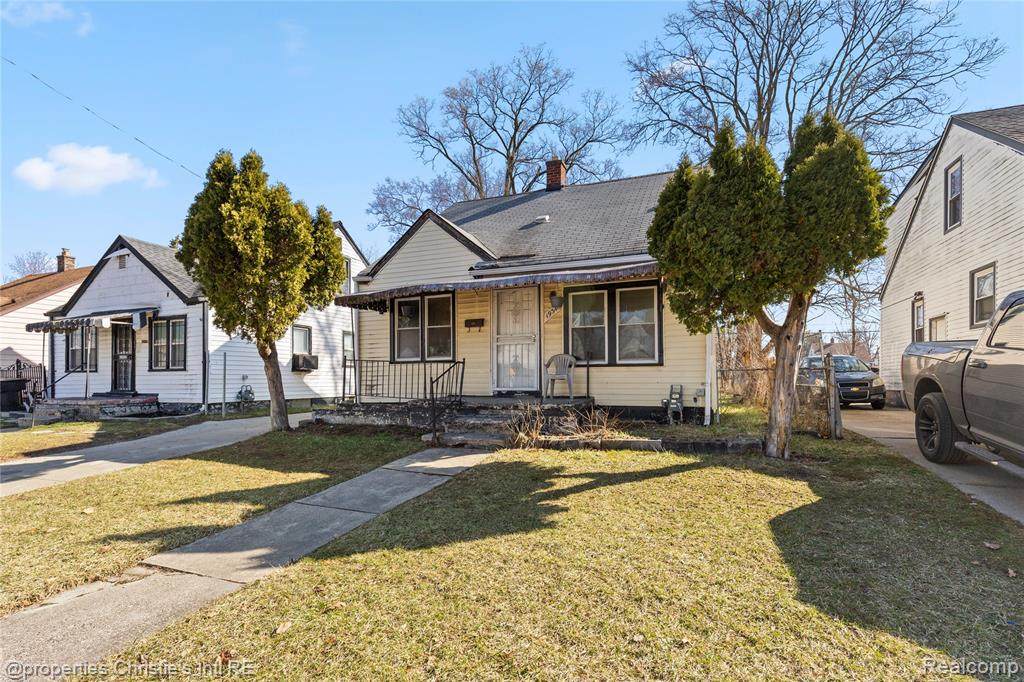 19346 Caldwell - Photo 1