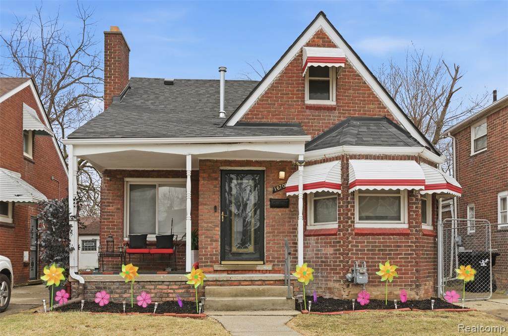 16706 Asbury - Photo 1