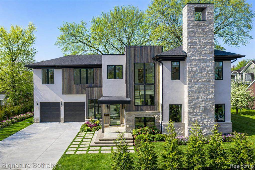 1094 Lincoln - Photo 1