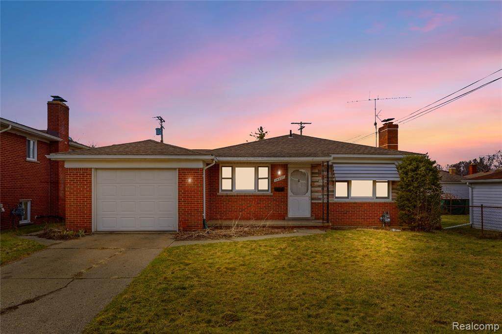 14437 Lenore - Photo 1