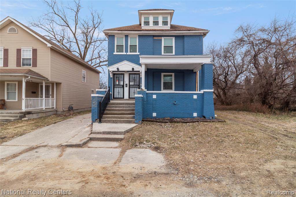 767 Navahoe - Photo 1