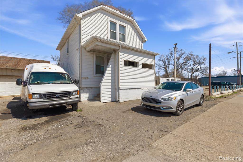 11429 8 Mile - Photo 1