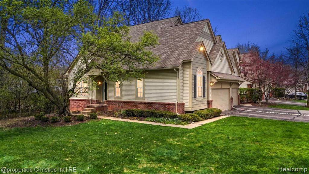 38385 Churchill - Photo 1