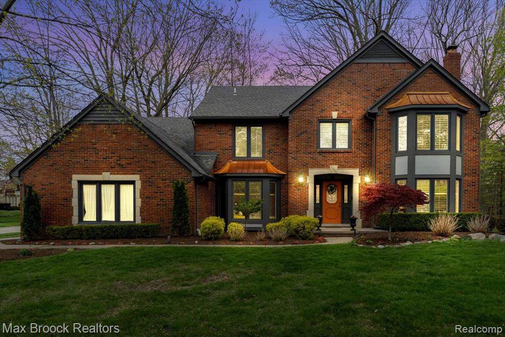 5536 Whitfield - Photo 1