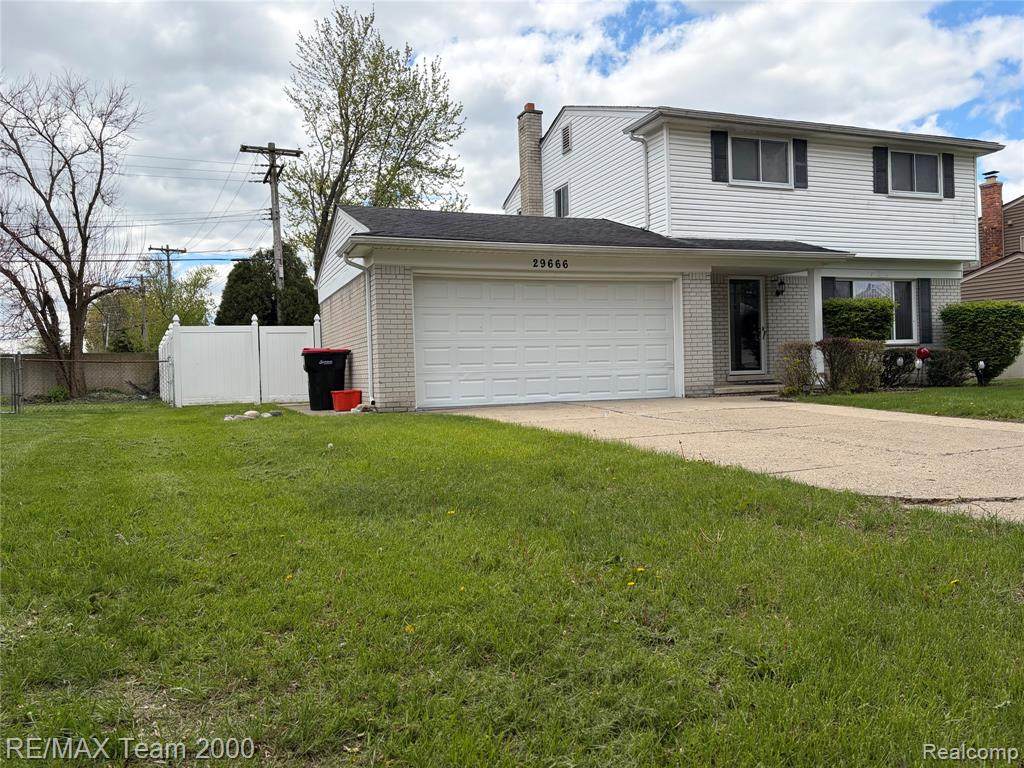 29666 Guy - Photo 1
