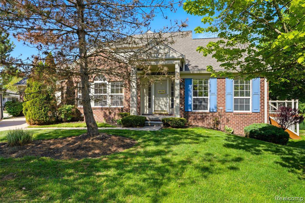 49118 Hawksburry - Photo 1