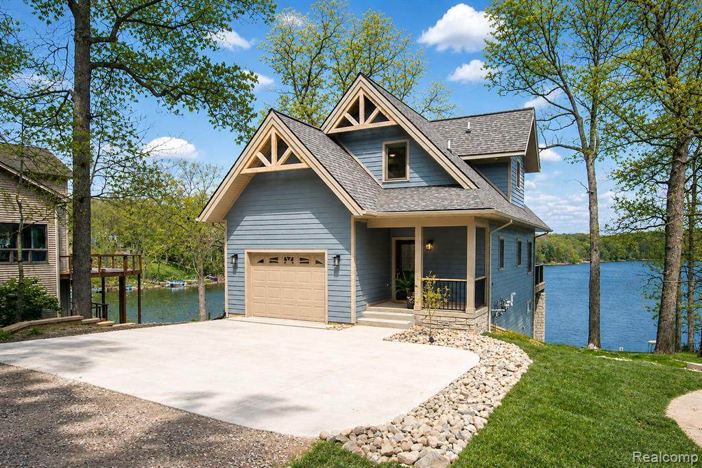 608 Island Lake - Photo 1