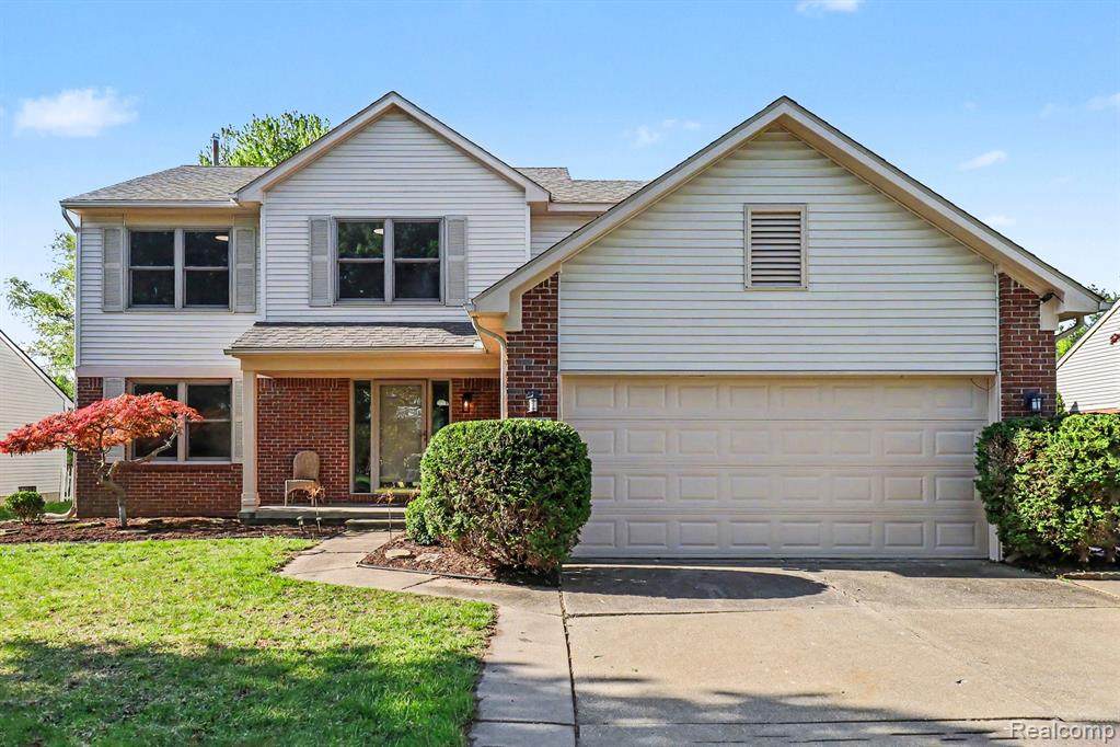 42819 Fairfield - Photo 1
