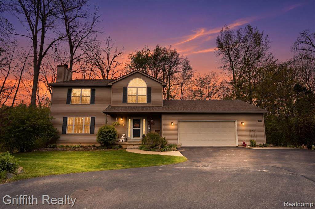 2000 Laurel Oak - Photo 1