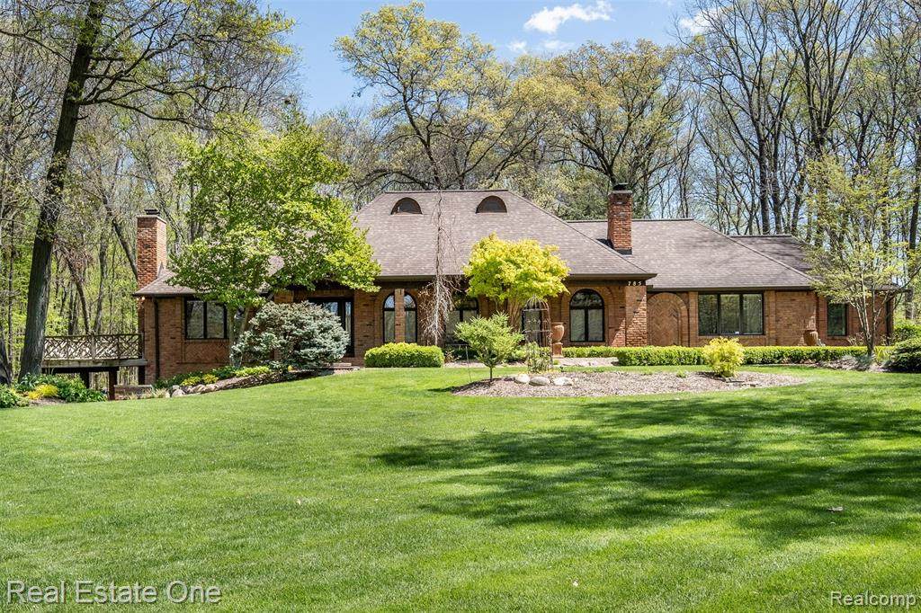 785 Old Milford Farms - Photo 1