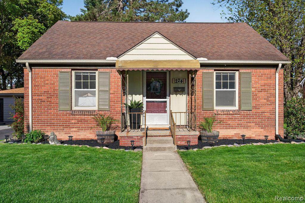 224 Josephine - Photo 1