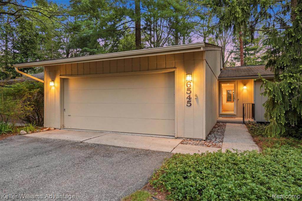 6545 Red Cedar - Photo 1