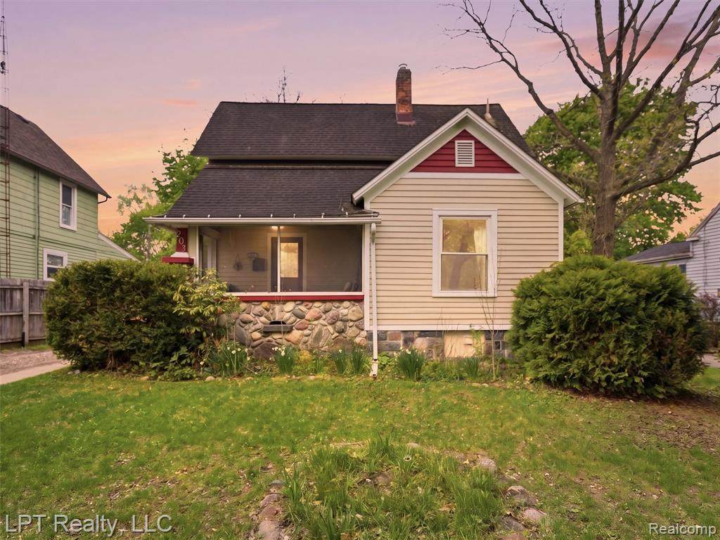203 Lincoln - Photo 1