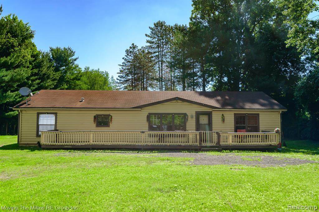 1422 Ridge - Photo 1