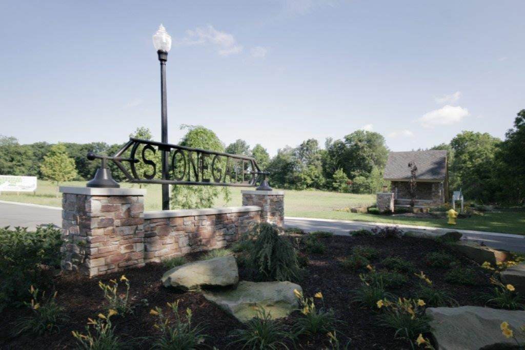 155 Stonegate Drive - Photo 1