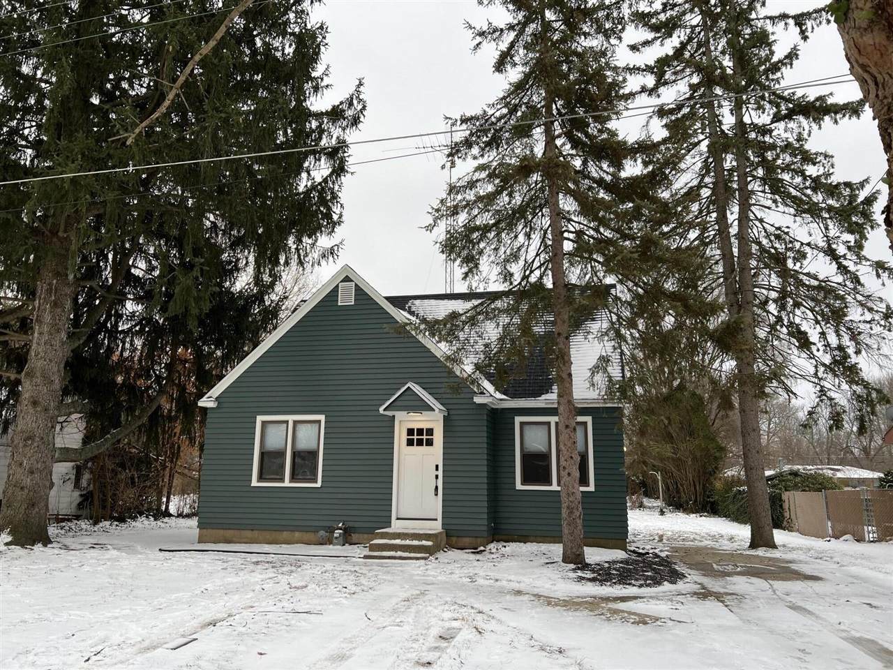 214 Delaware Avenue - Photo 1
