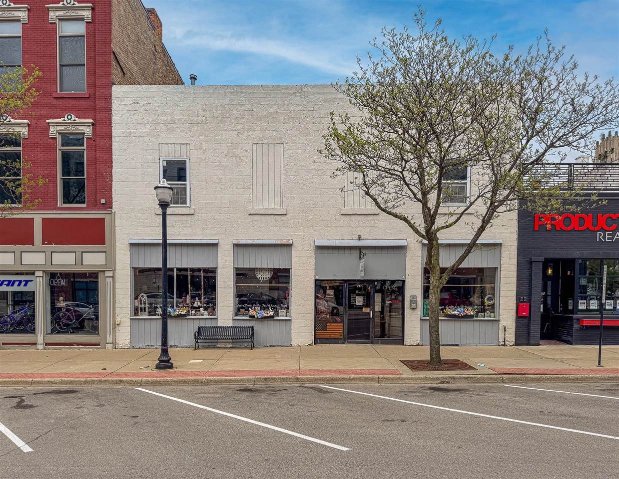 217 Jackson - Photo 1