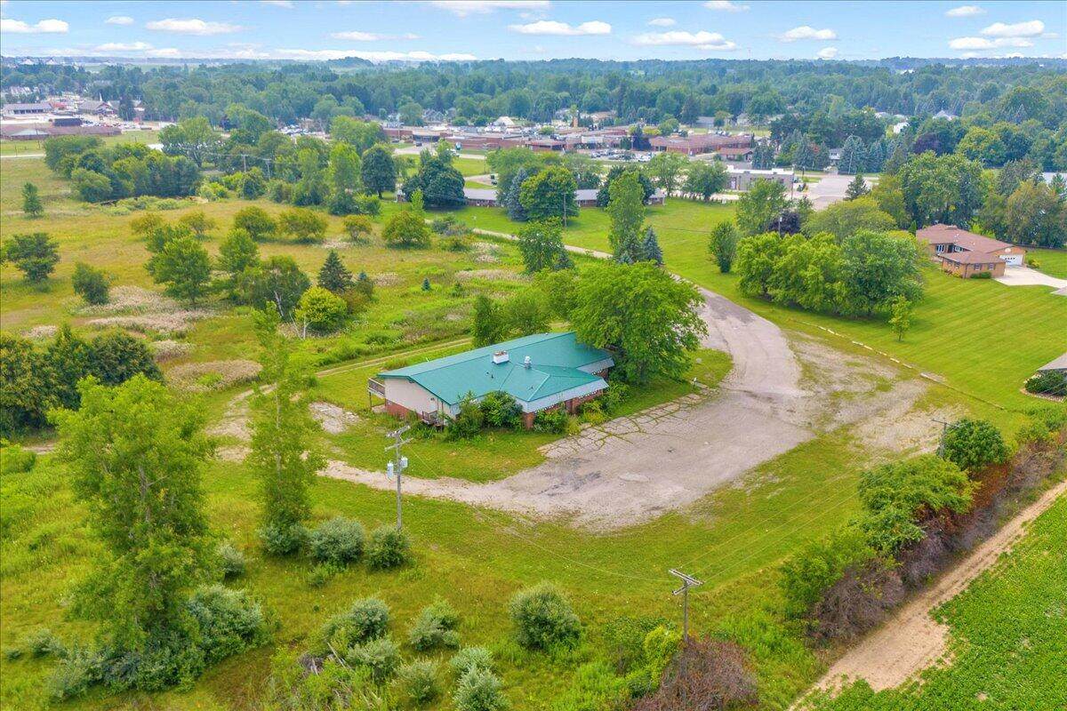 2701 Golf Course Drive - Photo 1