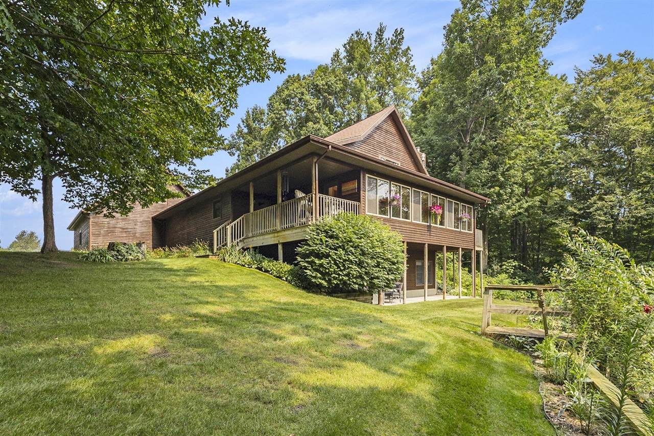 3324 Ironwood - Photo 1