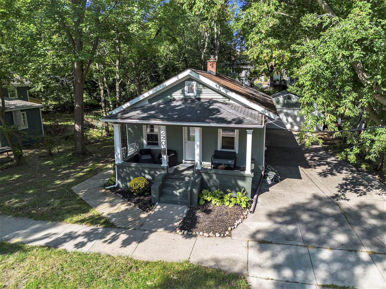 220 Seventh - Photo 1