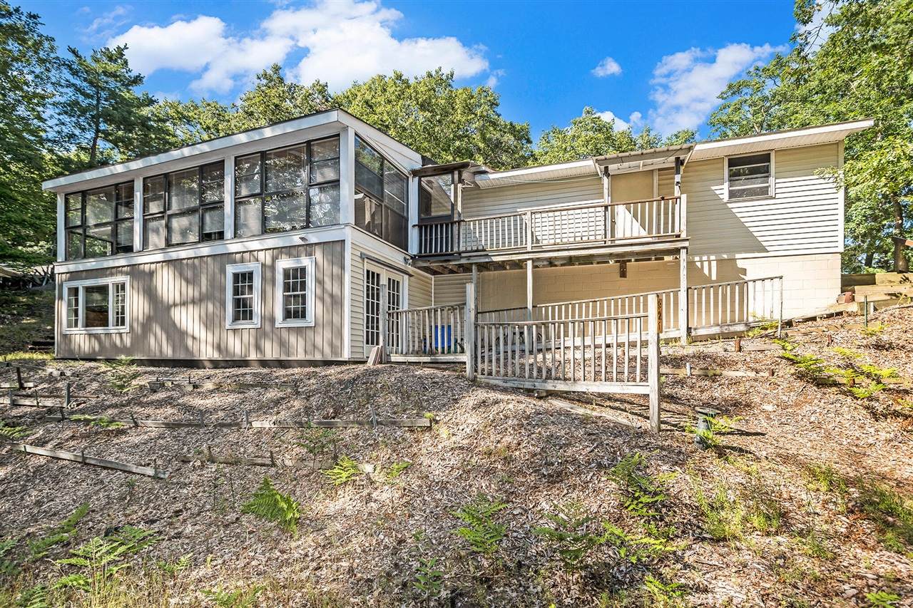 921 Hancock - Photo 1