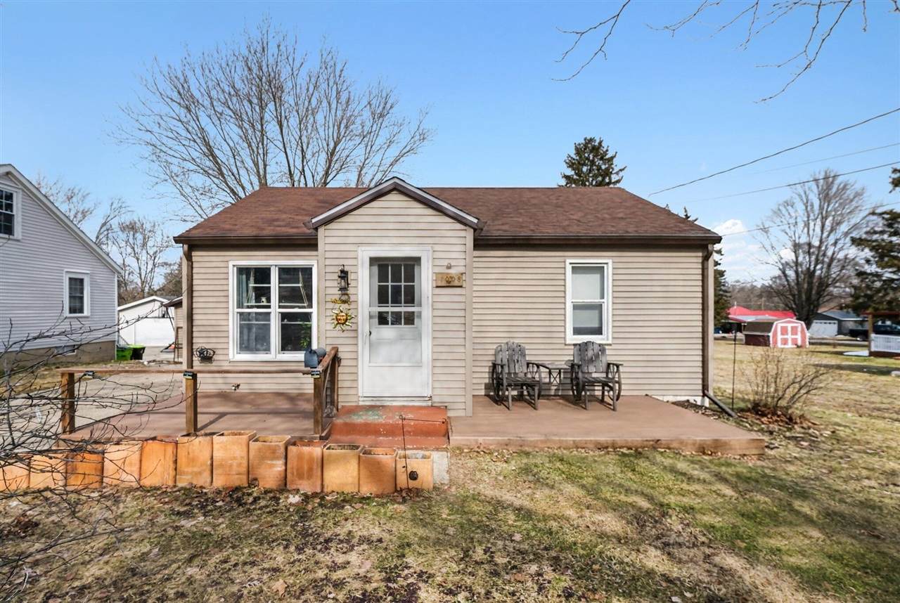 1008 Grove - Photo 1