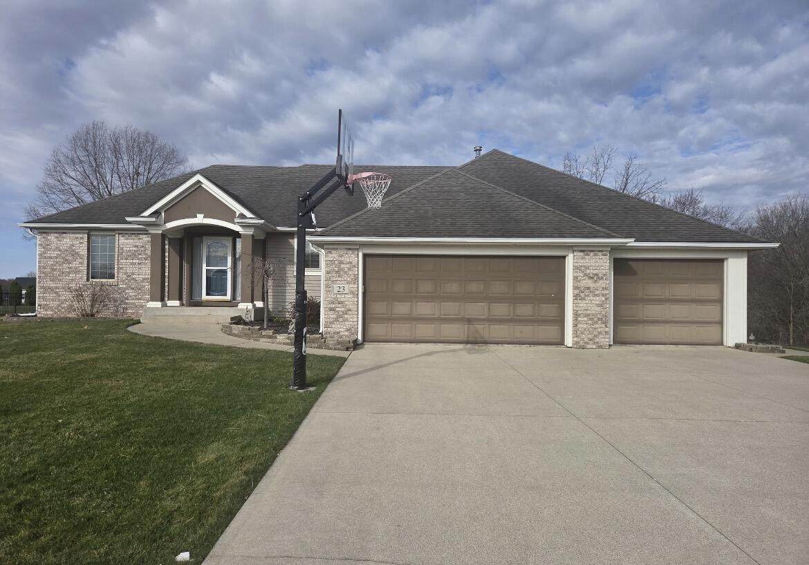 23 Arrowhead - Photo 1