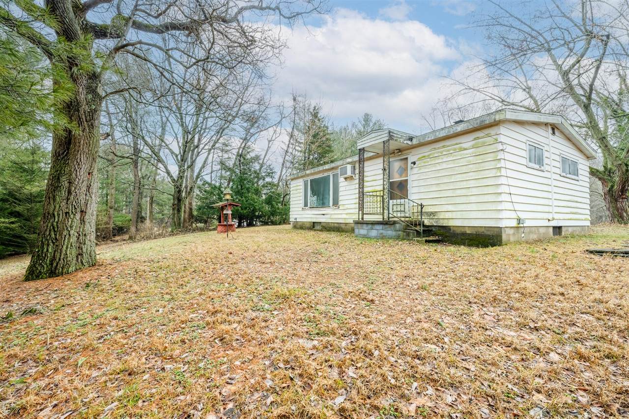 5175 Wayside - Photo 1