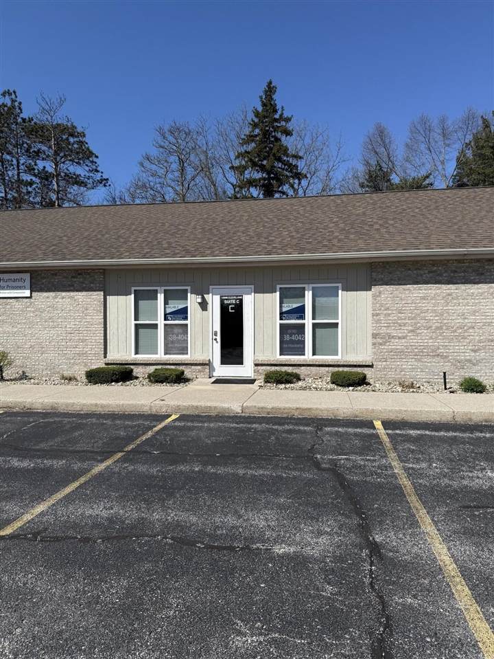 14998 Cleveland - Photo 1