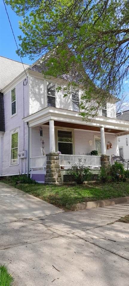 320 Charles - Photo 1