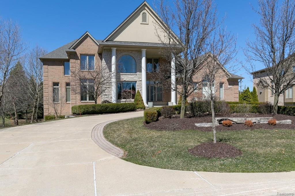 3838 Rosewood Ln - Photo 1