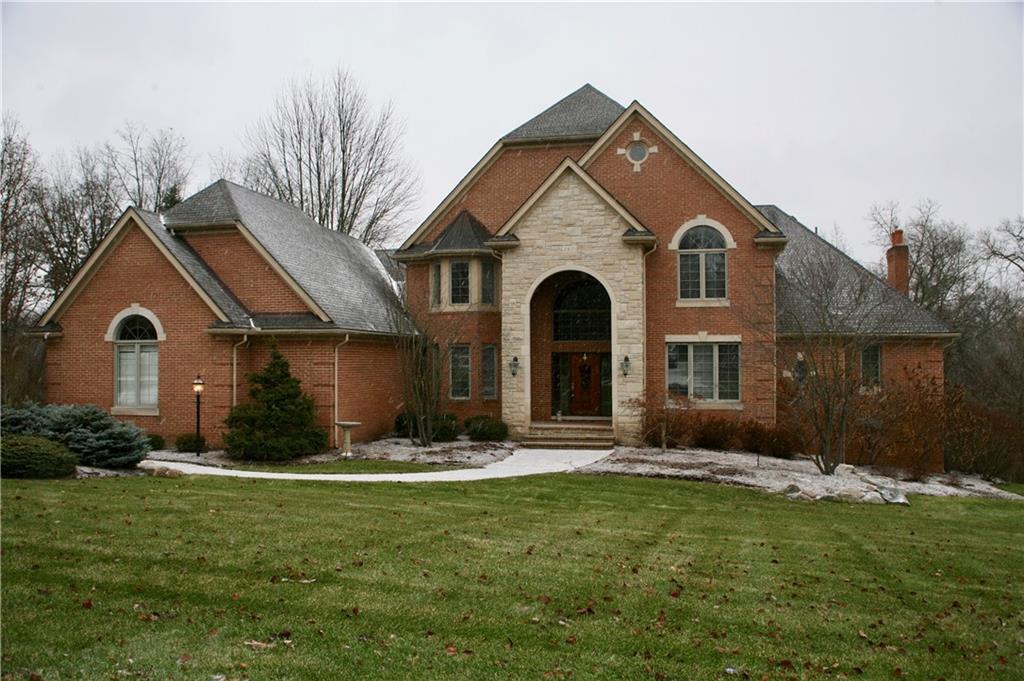 2871 Plum Creek Dr - Photo 1