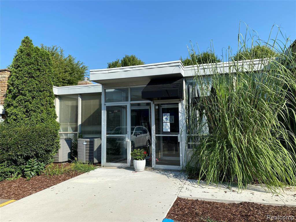 740 Emerick St - Photo 1