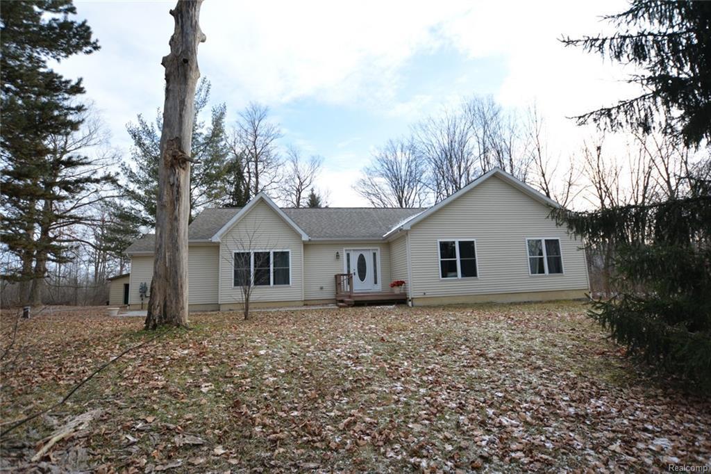 25000 Glenda St - Photo 1